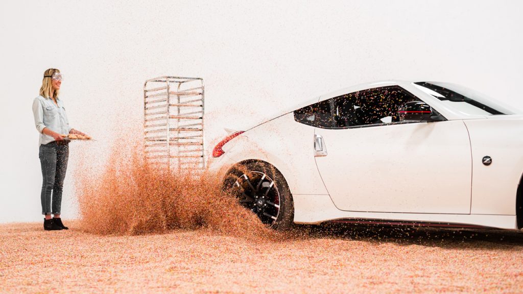 How to make a donut, by the Nissan 370Z NISMO