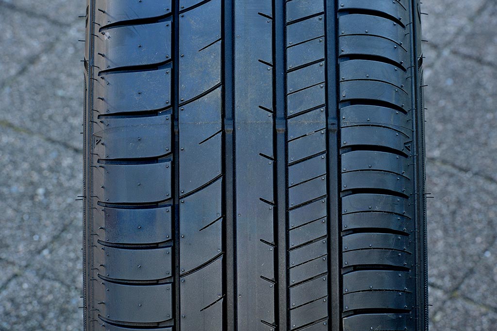 グッドイヤー・エフィシェントグリップ RVF02」快適性を追求したミニバン専用タイヤが登場！ - CARSMEET WEB | 自動車情報サイト『LE  VOLANT CARSMEET WEB(ル・ボラン カーズミート・ウェブ)』